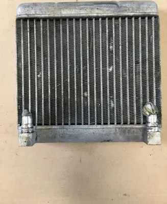 BMW 7 F01 F02 F03 F04 Engine oil radiator 17217570103 7570103 M9056003