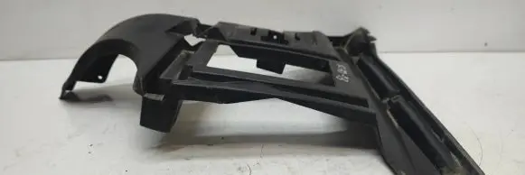 Volvo XC70 Rear bumper mounting bracket 8648149