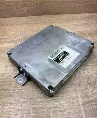 Toyota Prius (XW20) Engine control unit/module ECU 8966147170 2751009521