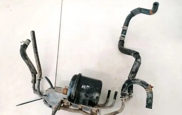 Vacuum air tank