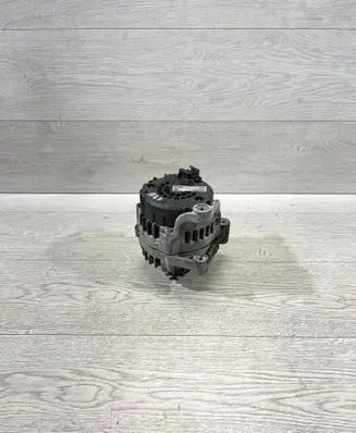 BMW 4 F32 F33 Generator/alternator 8578608 2622129A 115180A