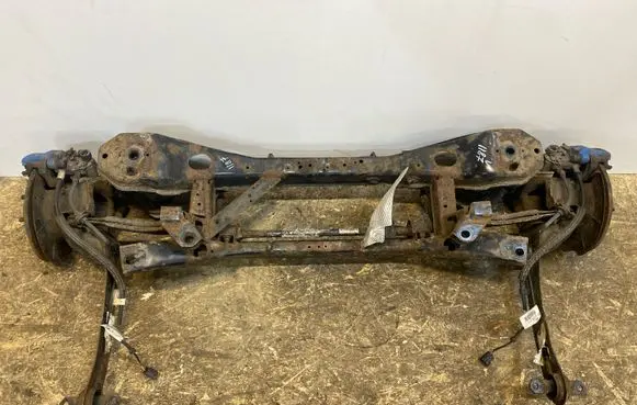 Volvo C30 Rear axle beam 