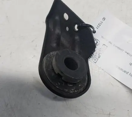 Radiator support slam panel bracket