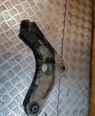 Peugeot 207 Front lower control arm/wishbone