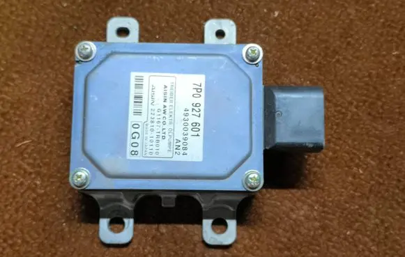 Porsche Cayenne (92A) Transfer box differential control unit 7P0927601 G1167TRB010 4930039084
