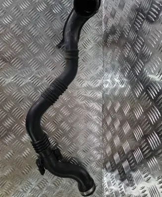 Opel Astra J Intercooler hose/pipe 13265276