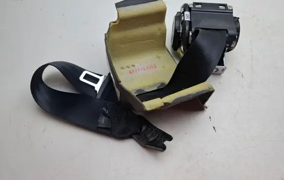 Volvo V60 Rear seatbelt 31462756 642983100E 31672252