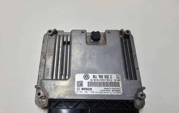 Volkswagen Tiguan Engine control unit/module ECU 06J906026G 06J906026AF 0261201780