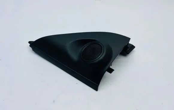Mitsubishi Outlander Front door high frequency speaker 7221B587