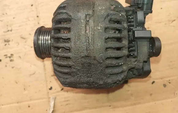 Citroen C5 Generator/alternator 9646321880