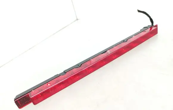 Audi A6 S6 C5 4B Third/center stoplight 4B0945097