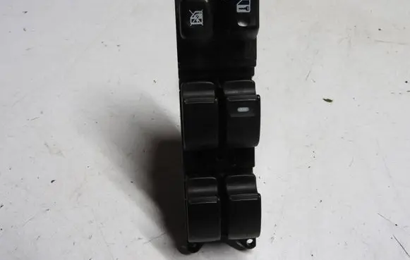 Mitsubishi ASX Electric window control switch 8608A209 06X0D6 C8DD655M