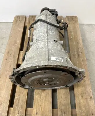 Jaguar XJ X351 Automatic gearbox FW937000AB 1087401658