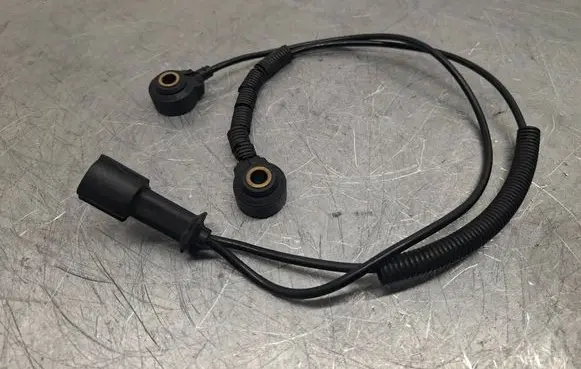 Volvo XC70 Detonation knock sensor 9432570 0261231142