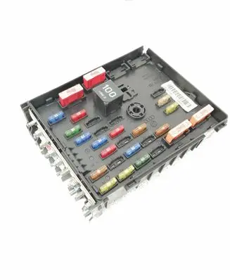 Volkswagen PASSAT B6 Fuse module 3C0937125