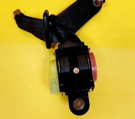 Suzuki Swift Cultus Rear seatbelt 535622403