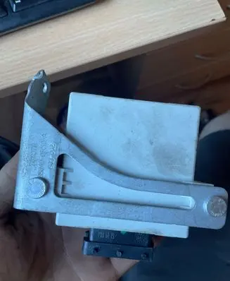 Toyota Corolla Verso AR10 Window wiper relay 59400F010A 603002