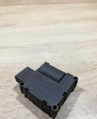 Audi A6 S6 C6 4F Air flap motor/actuator 4F0820511A