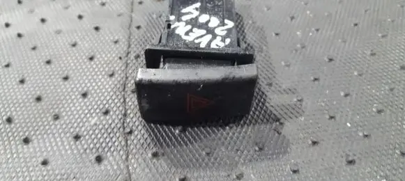 Toyota Avensis T250 Hazard light switch