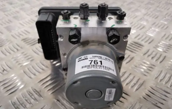 Hyundai Tucson TL ABS Pump 58920D7610