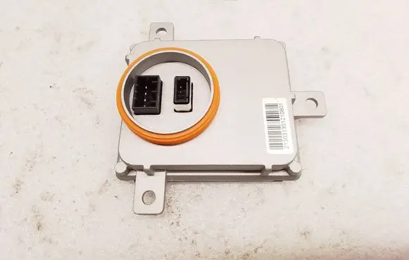 Audi Q5 SQ5 Headlight ballast module Xenon 8K0941597B 4UM154367