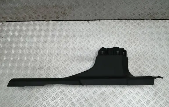 Citroen C4 III e-C4 (B) pillar trim (bottom) 98334583ZD 118533A0 118605A0
