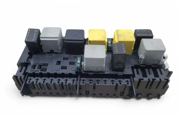 Mercedes-Benz GL X166 Fuse box set A1669063801