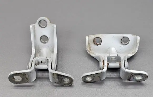 Front door hinge set