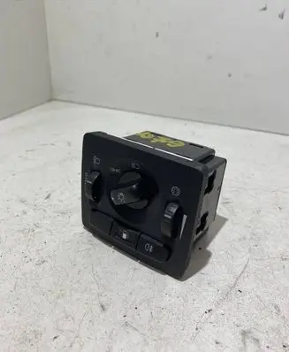 Volvo V50 Light switch 30669734 04W52T