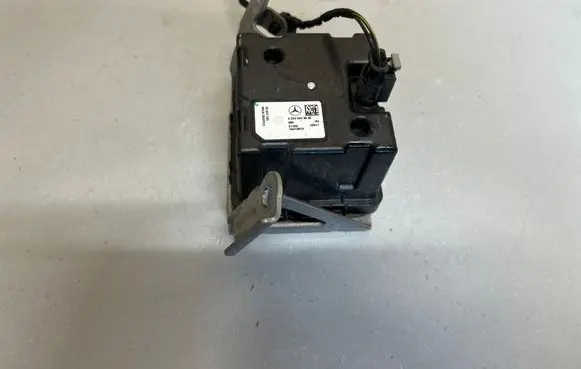 Mercedes-Benz EQA Alarm system siren A2239016902