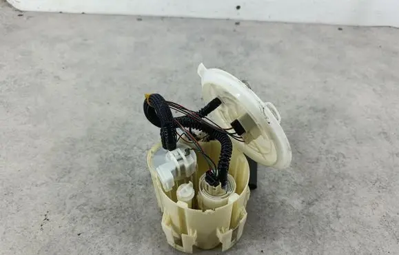 Opel Zafira B In-tank fuel pump 13129982