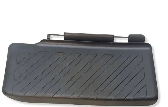 Skoda Octavia Mk3 (5E) Foot rest pad/dead pedal 5Q1864777C