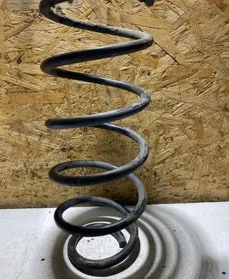 Volkswagen Golf IV Rear coil spring