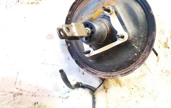 Mazda 323 Brake booster 85204603 852-04603