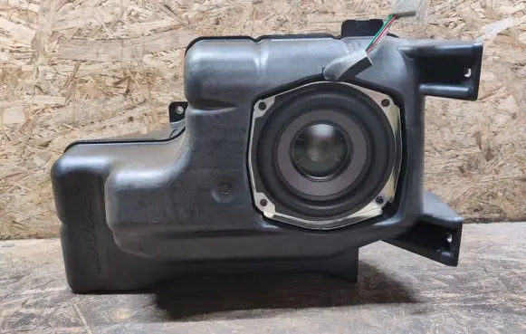 Cadillac SRX Subwoofer speaker 15284794