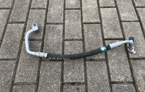 Air conditioning (A/C) pipe/hose