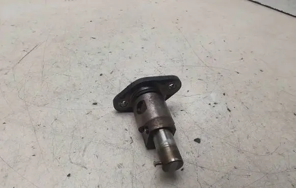Toyota Avensis T250 Timing belt/chain tensioner 
