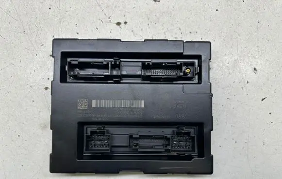 Audi A5 8T 8F Comfort/convenience module 8K0907064FD 5DK00991866