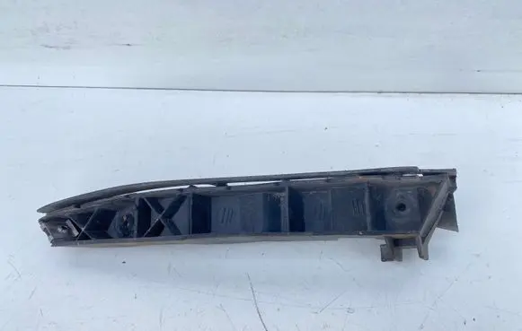 Audi A3 S3 8L Front bumper mounting bracket 8L0807184D