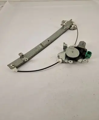 Nissan Navara D23 Front window lifting mechanism without motor 