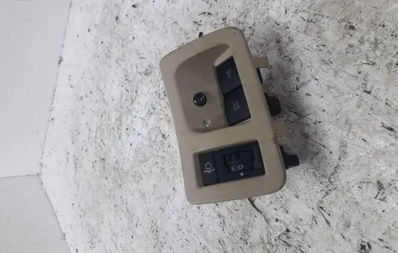 Peugeot 607 Headlight level height control switch