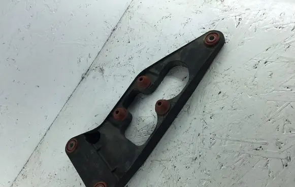 BMW X5 E70 Active stabilizer control/Valve assembly holder 3231707