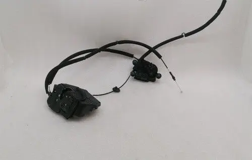 Lotus Emira Coupe door lock (next to the handle) 8890527870