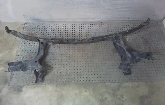 Volkswagen Transporter - Caravelle T5 Radiator support slam panel 7H0805598 L7H000043