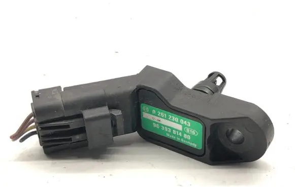 Peugeot 207 Mass air flow meter 0261230043