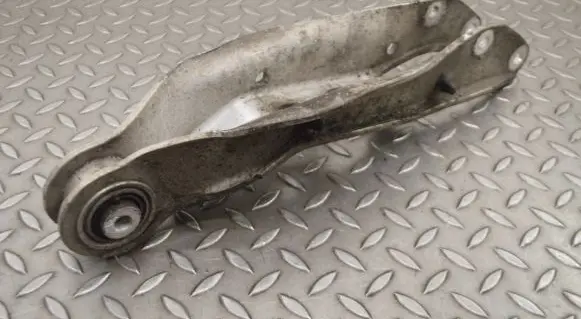 Audi Q7 4M Rear upper control arm/wishbone 4M0505311G