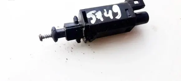 Volkswagen Golf III Brake pedal sensor switch 191945515