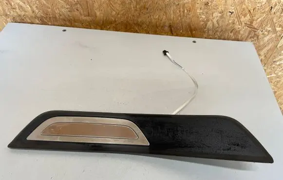 BMW M6 Rear sill trim cover 7277250