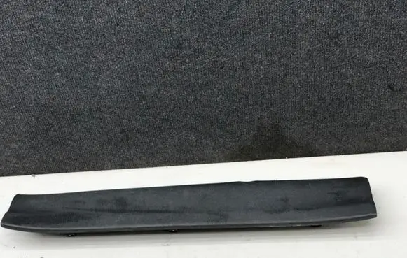 KIA Sorento Rear sill trim cover 858712P005