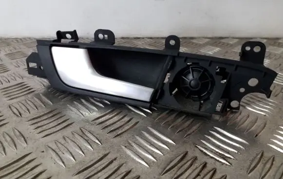 Rear door interior handle